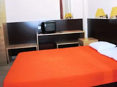 Hotel Roses Bungalows Néos Marmarás